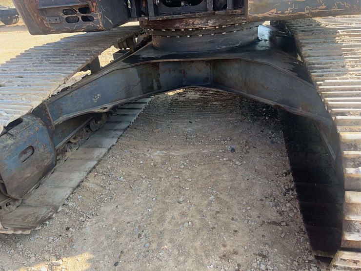 doosan-dx23slcr-5-excavator-image-12