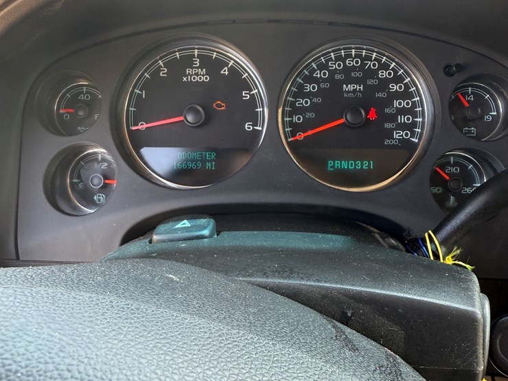 2008-chevrolet-k1500-image-30