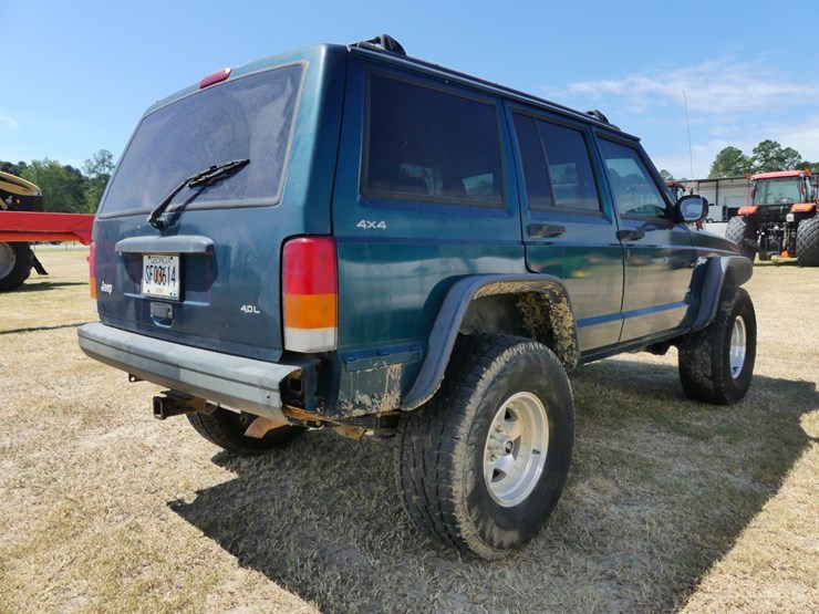 1998-jeep-cherokee-image-3