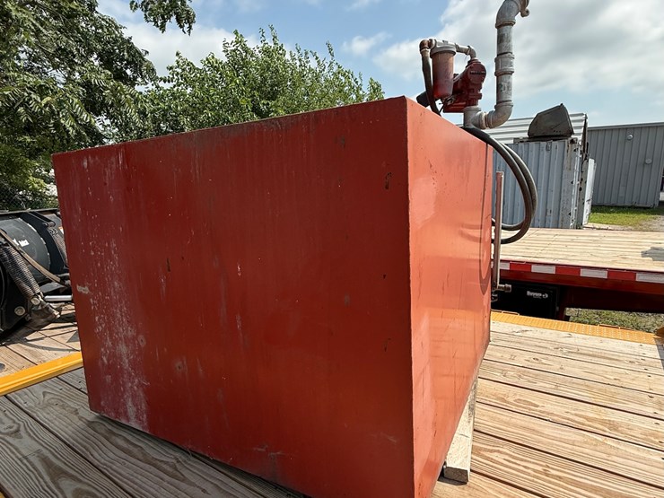 #11-•-300-gallon-steel-fuel-tank-image-1