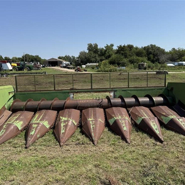 1987 JOHN DEERE 853