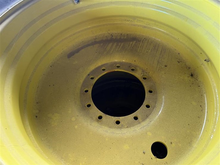 john-deere-10-image-5