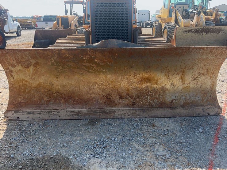 2021-case-1150m-cab-dozer-image-7