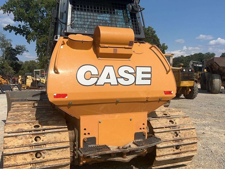2021-case-1150m-cab-dozer-image-3