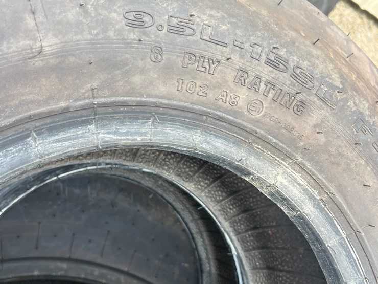 firestone-9.5l-15-4-rib-tires-(new-condition)-image-4