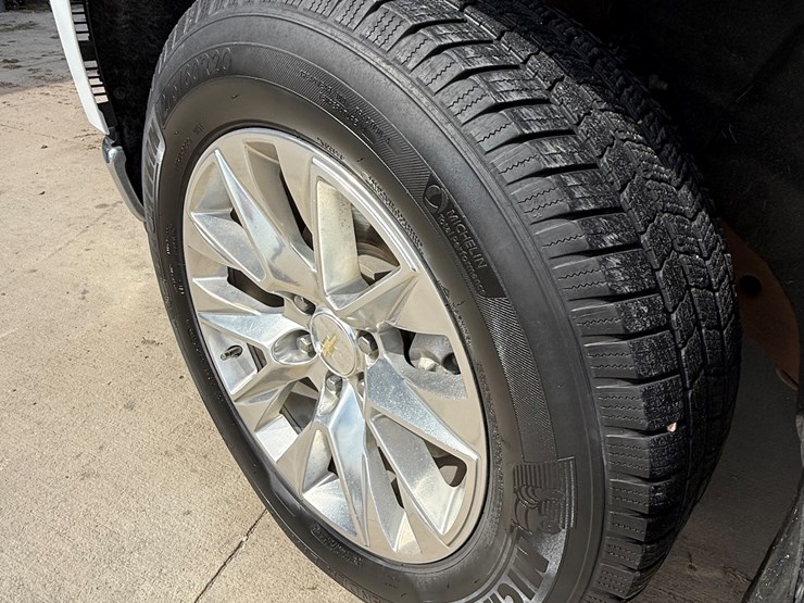 2019-chevrolet-k1500-image-10