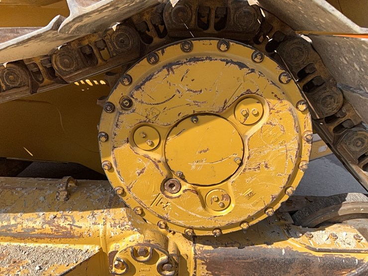 2020-caterpillar-d6-lgp-image-14