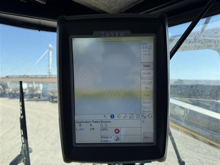 2005-john-deere-70-image-14