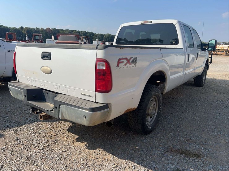2012-ford-f250-xl-image-4