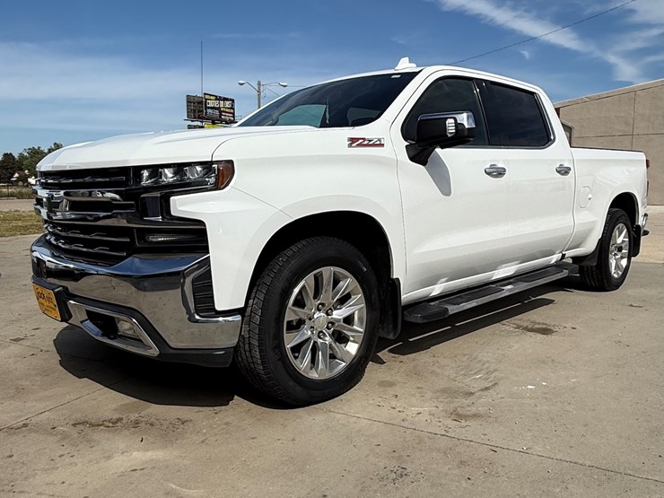 2019-chevrolet-k1500-image-1