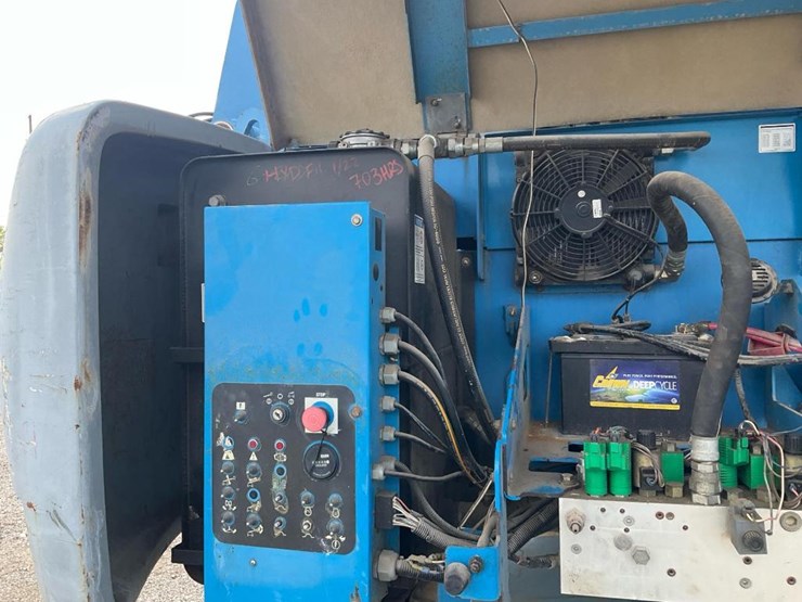 2007-genie-s60-trax-image-24