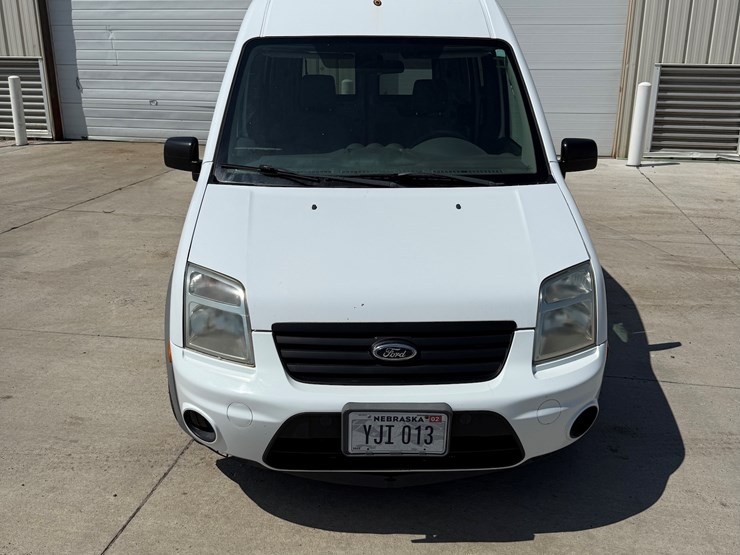 2012-utility-van-image-11