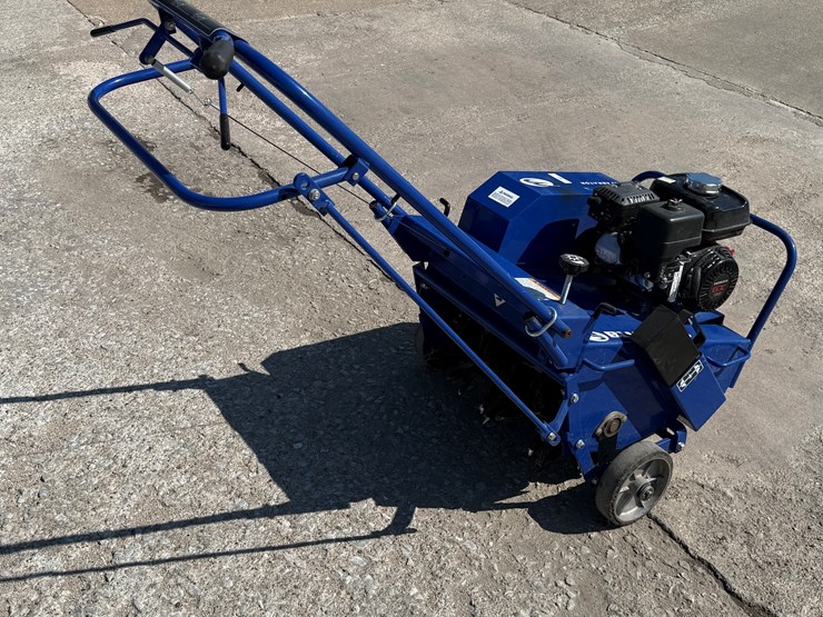 #48-•-2024-bluebird-h530a-commercial-walk-behind-power-lawn-aerator-image-2