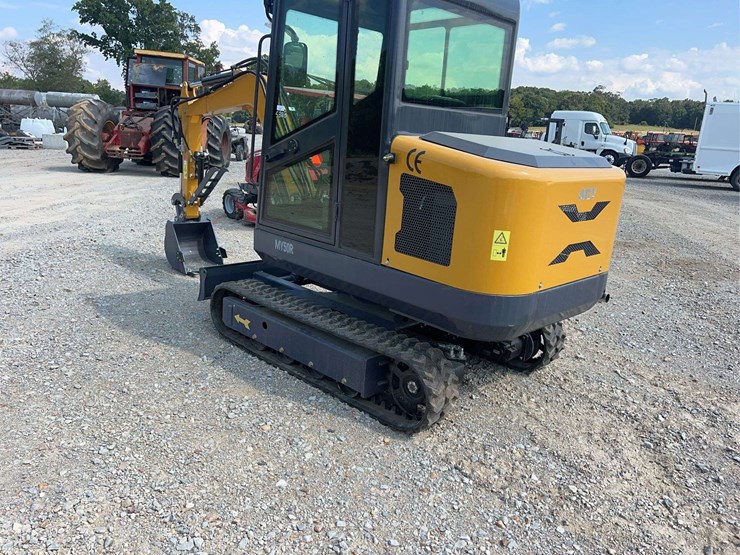 agt-my50r-mini-excavator-image-2