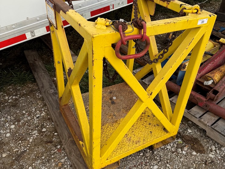 #57-•-royal-arc-crane-or-forklift-personnel-cage-image-1