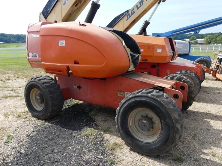 2007-jlg-600s-image-2