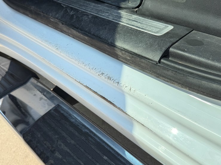 2019-chevrolet-silverado-image-76