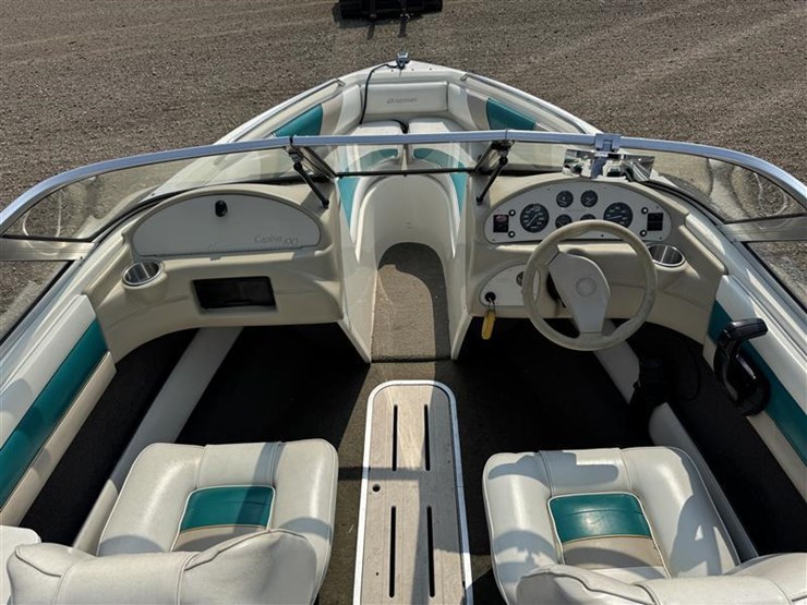 1995-rinker-captiva-190-image-10