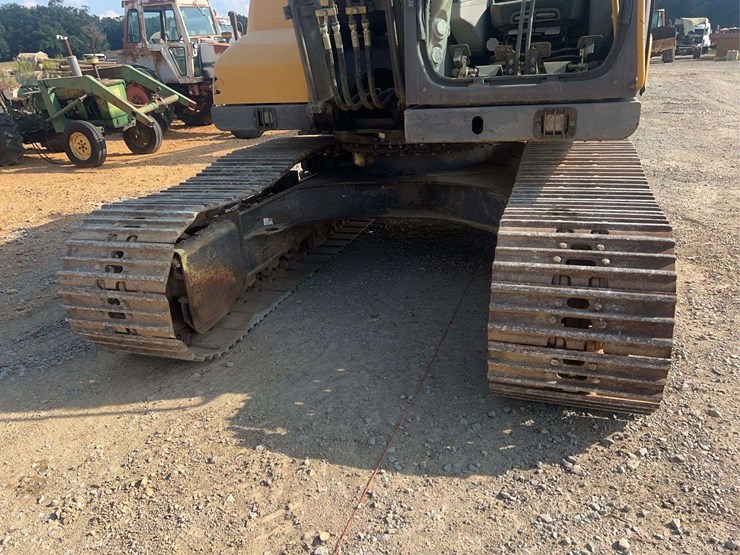 volvo-ex160d-excavator-image-11