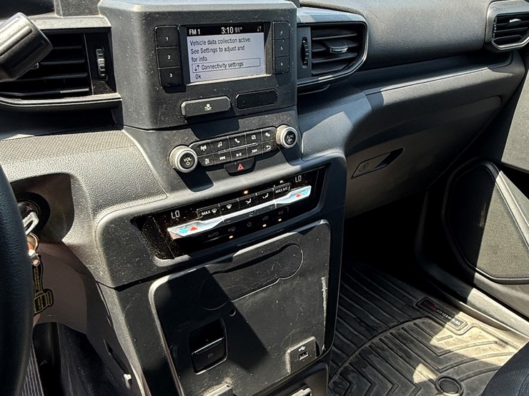 2021-ford-explorer-police-interceptor-image-19