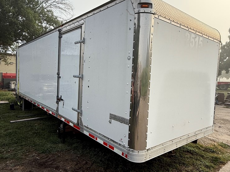 supreme-26-ft-image-2