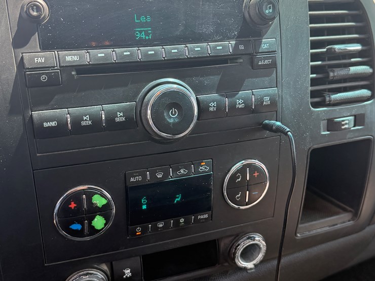 2009-chevrolet-k1500-image-25