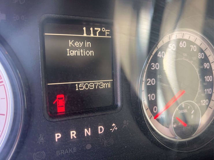 2018-dodge-ram-4500-image-36