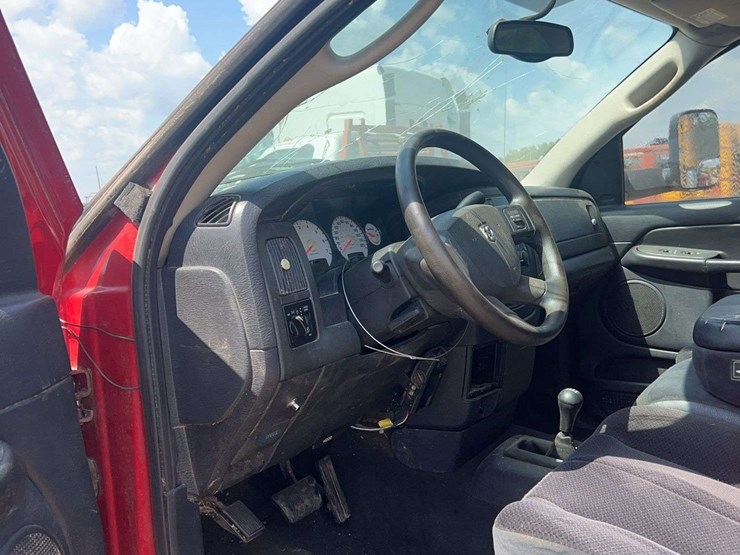 dodge-ram-3500-image-27