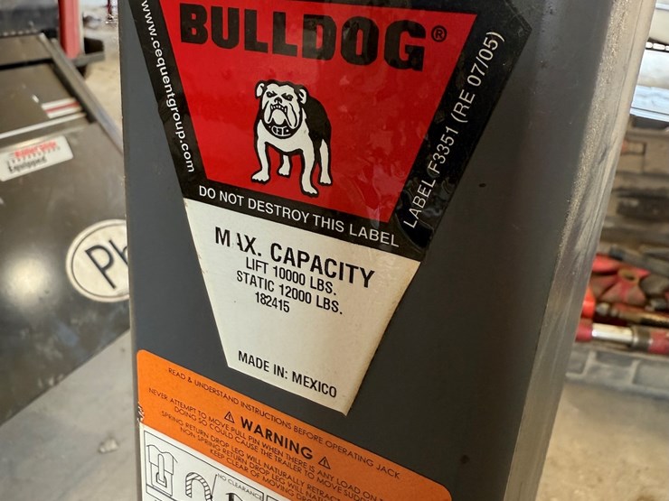 #129-•-(2)-bulldog-10,000-lb.-trailer-jacks-image-2