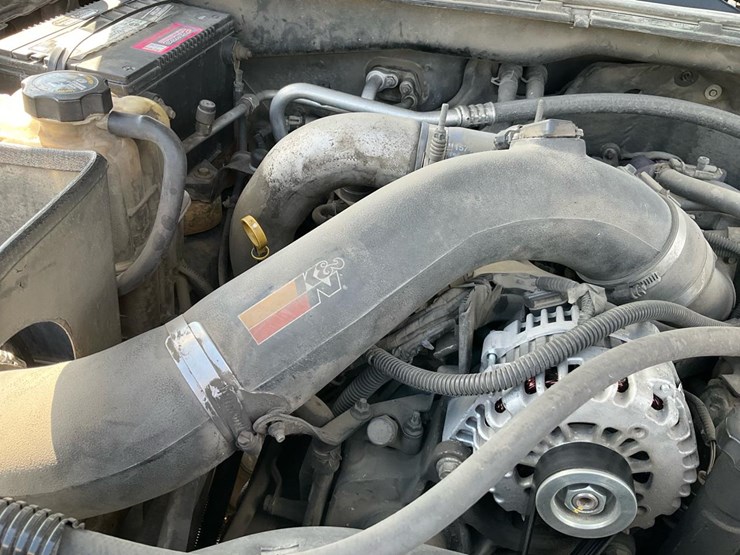 2003-chevrolet-silverado-image-50