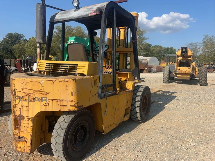 cat-v80d-warehouse-forklift-image-4