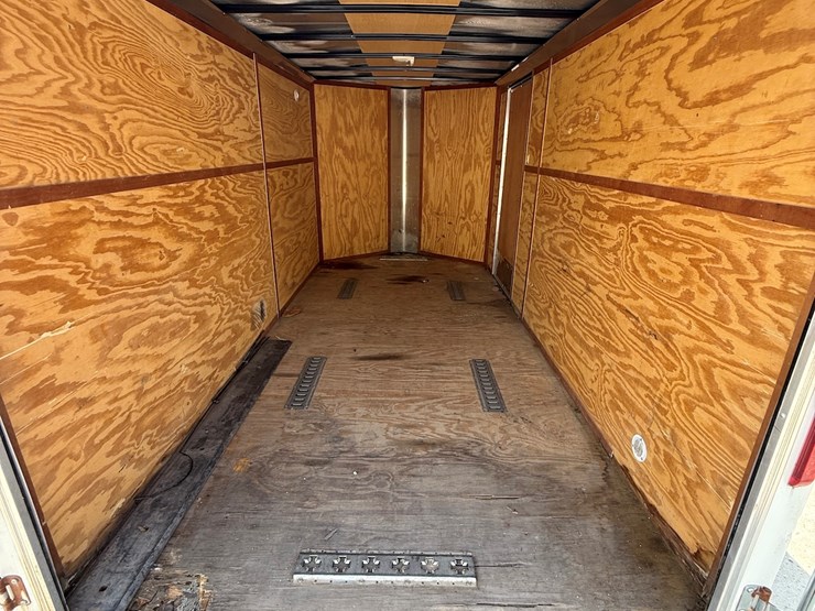 #28-•-2012-doolittle-bullitt-16-ft.-tandem-axle-all-aluminum-enclosed-trailer-image-15