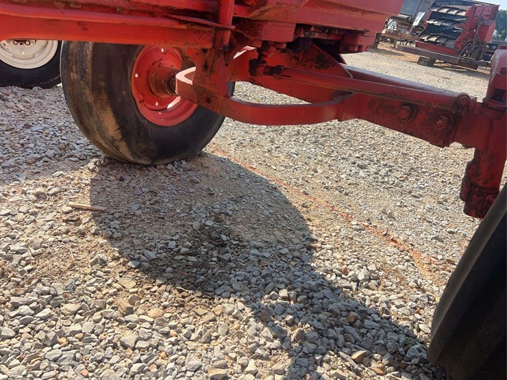 case-970-tractor-image-24
