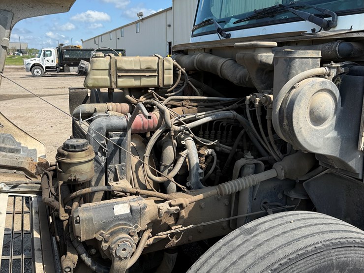 #104-•-1998-mack-single-axle-dually-dump-truck-image-31