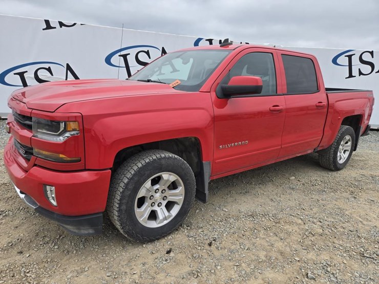 2017-chevrolet-silverado-1500-image-1