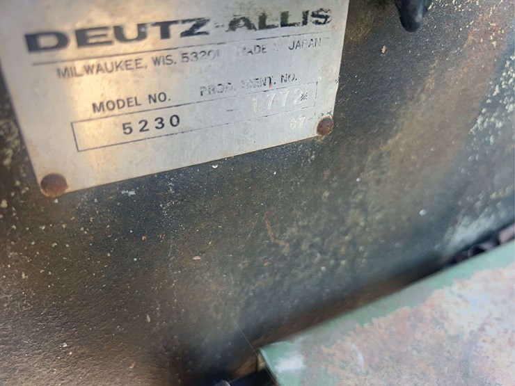 deutz-allis-5230-image-26