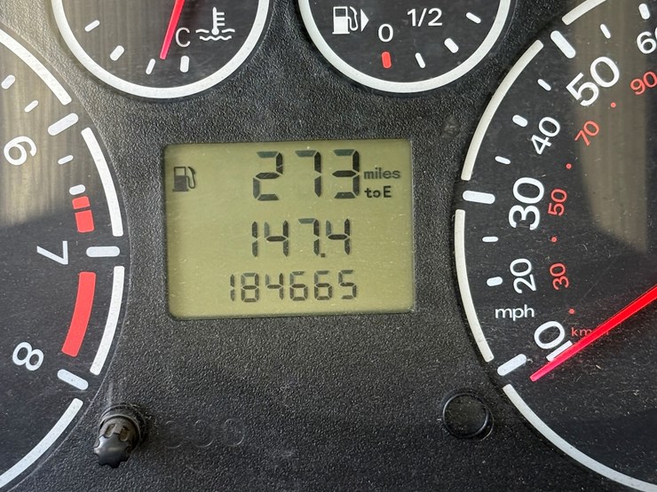 2012-utility-van-image-18