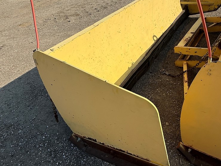 #66-•-14-ft.-heavy-duty-push-box-blade-for-wheel-loaders-image-7