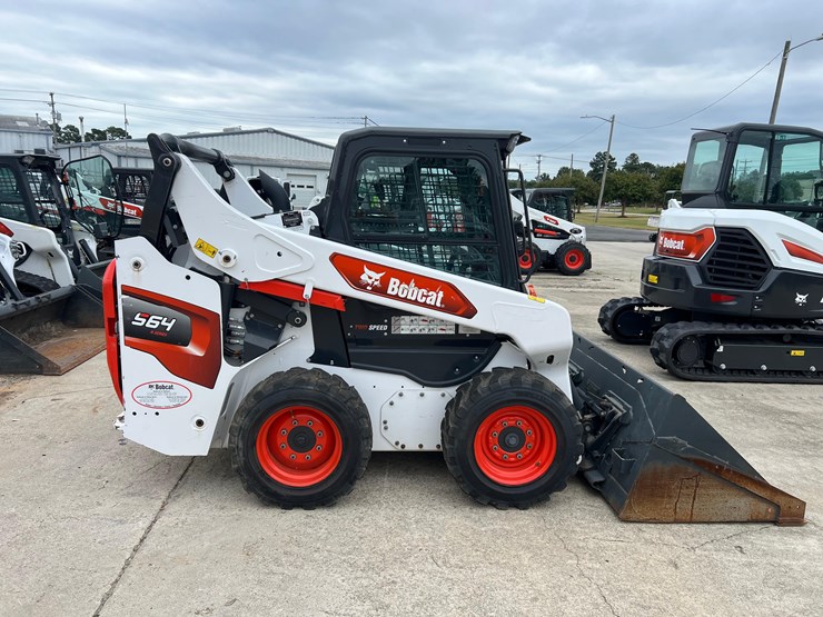 2022-bobcat-s64-image-1
