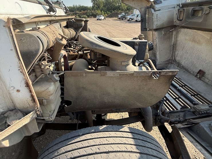 #70-•-1995-mack-midliner-single-axle-conventional-dump-truck-image-21