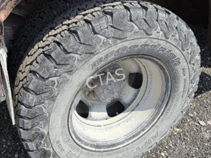 2011-dodge-ram-3500-image-12