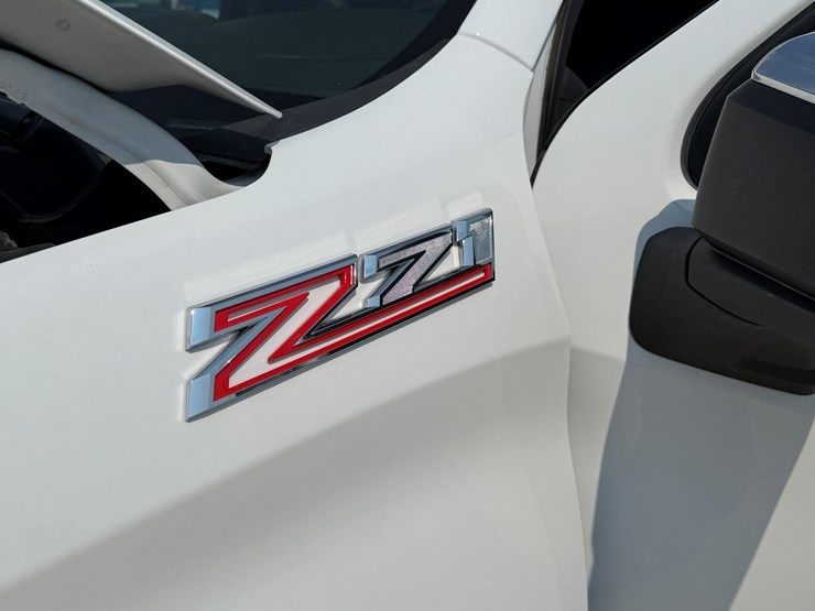 2019-chevrolet-silverado-image-62