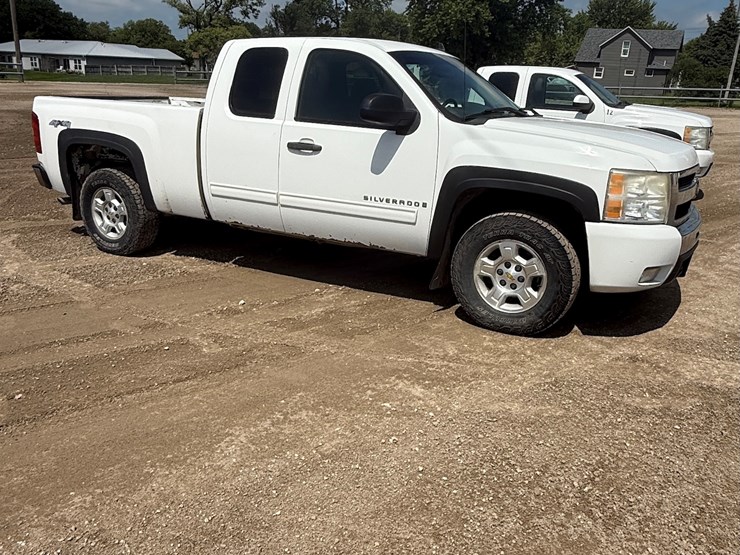 2009-chevrolet-k1500-image-6