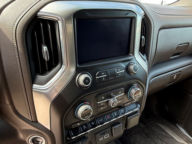2019-chevrolet-k1500-image-15