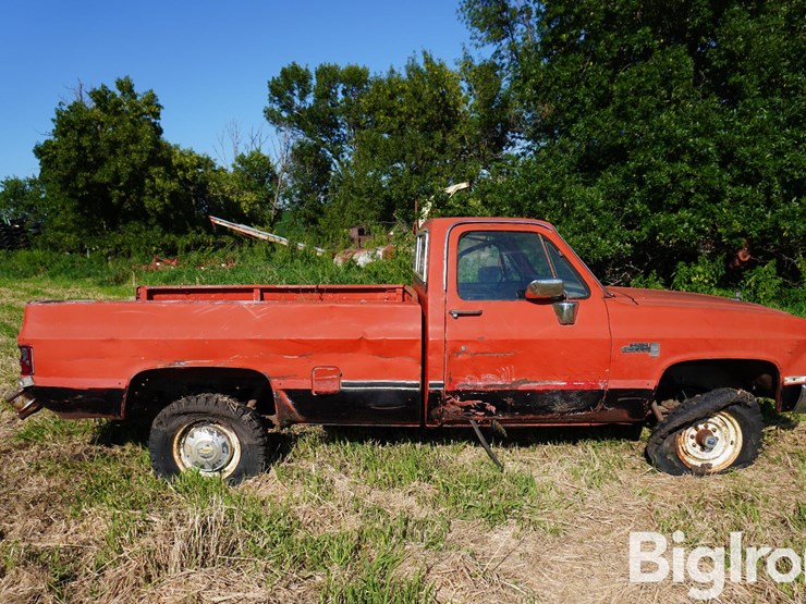 1982-gmc-2500-image-4