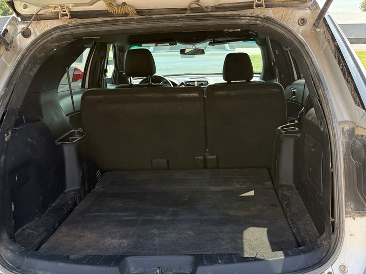 2016-ford-explorer-police-interceptor-image-50
