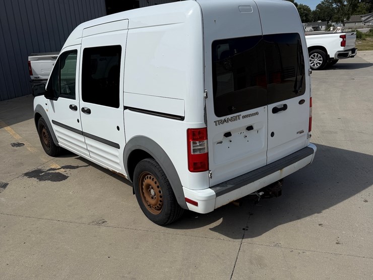 2012-utility-van-image-6