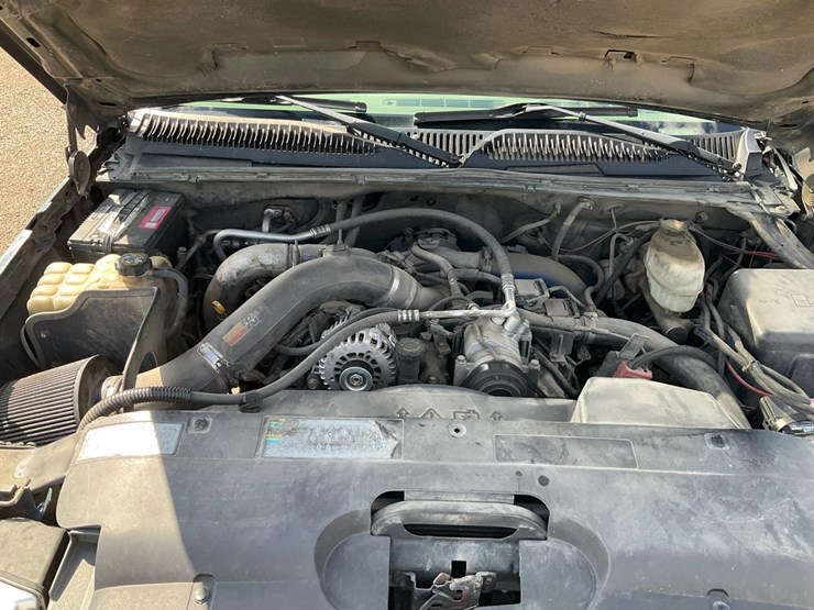 2003-chevrolet-silverado-image-48