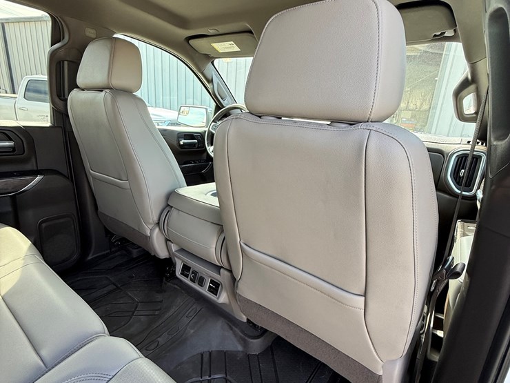 2019-chevrolet-k1500-image-38