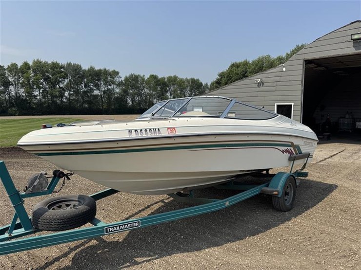 1995-rinker-captiva-190-image-1